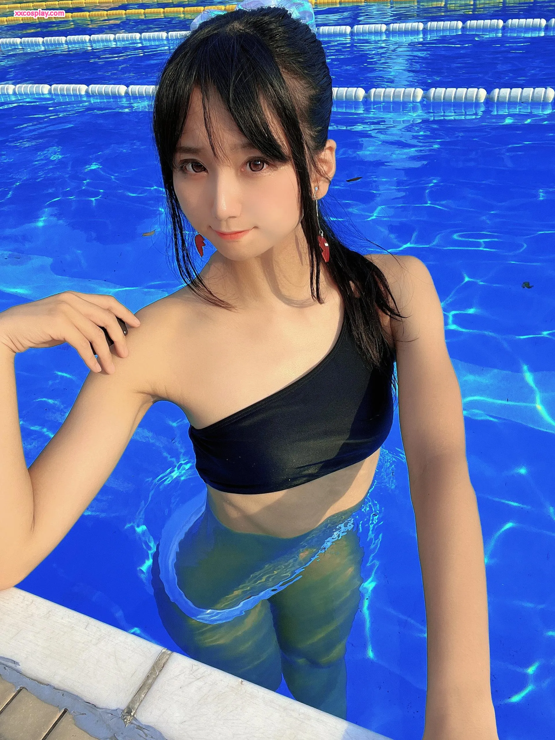 Yanagimaru: Polnareff Swimsuit & Waterslide Splendor